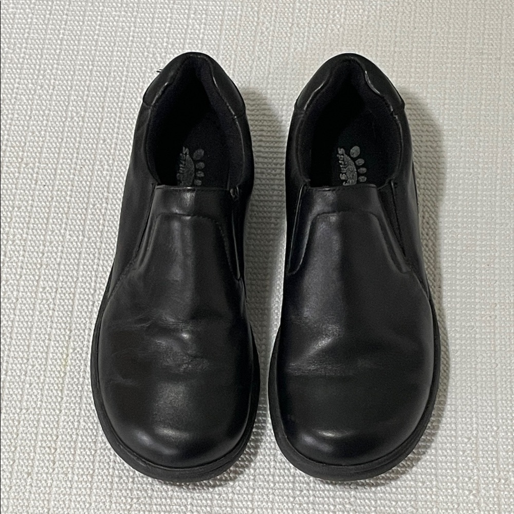 Spring steps, Classic Black women’s Slip-On Loafers